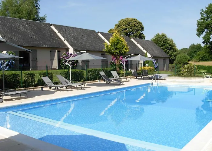 Hotel Restaurant Les Coquelicots, The Originals Relais